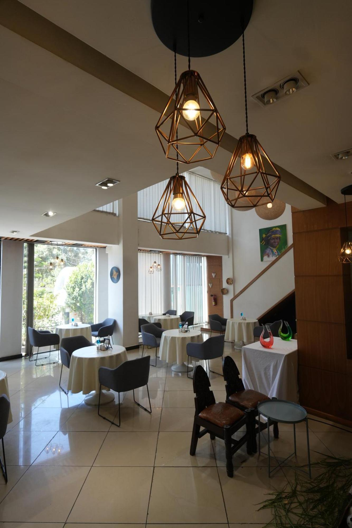 Mazeki Addis Boutique Hotel Dış mekan fotoğraf