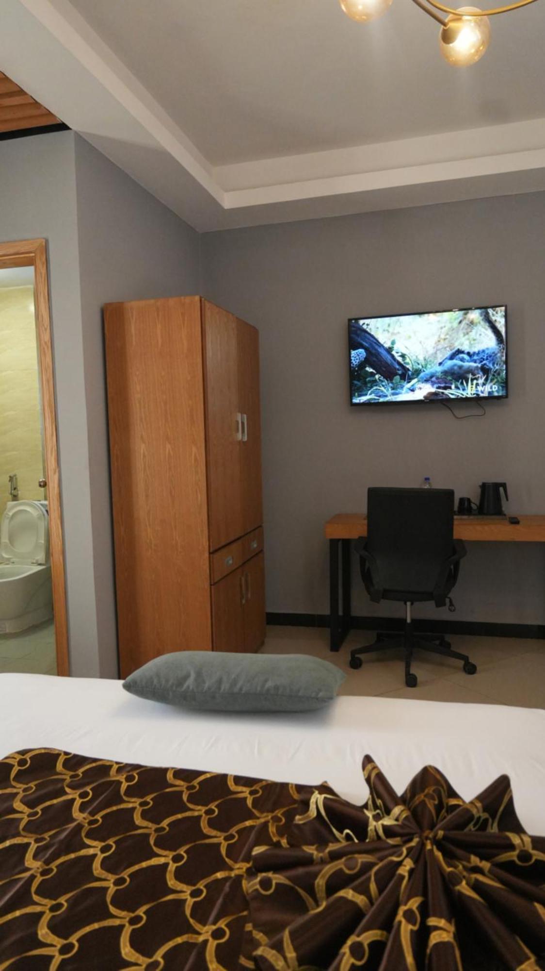 Mazeki Addis Boutique Hotel Dış mekan fotoğraf